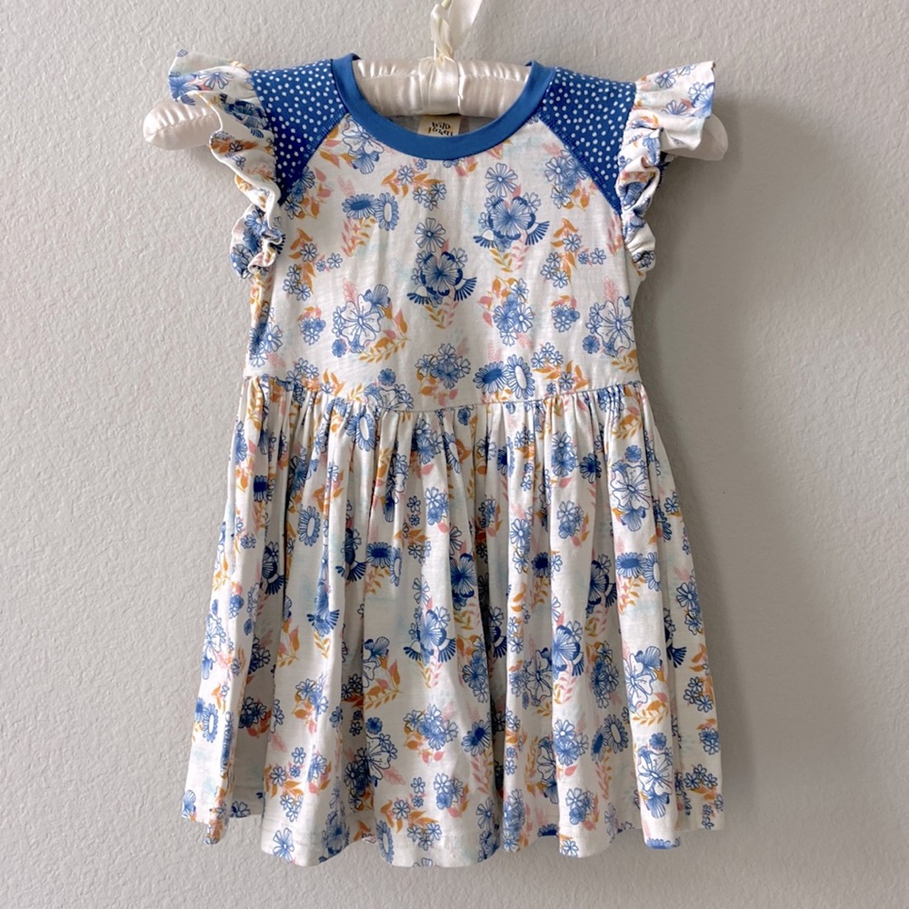 Wild Flowers Flutter Sleeve Swing Tunic